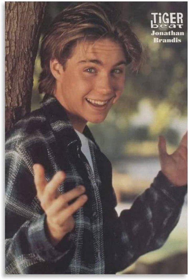 Jonathan Brandis - Bio, Facts, Family Life of Actor