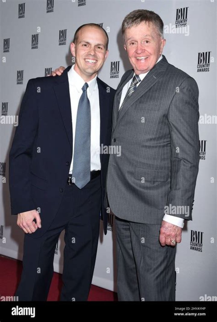 Joni Mitchell parents: Meet Myrtle Anderson, Bill Anderson