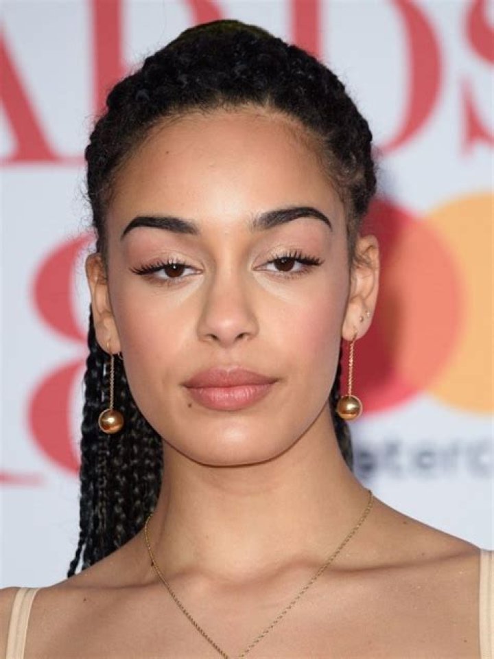 Jorja Smith Biography - Facts, Childhood, Family Life & Achievements