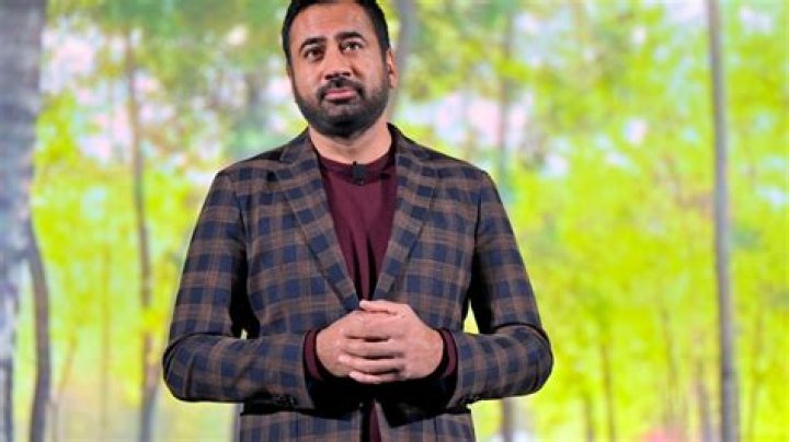 Kal Penn being considered as the next host of ‘The Daily Show’