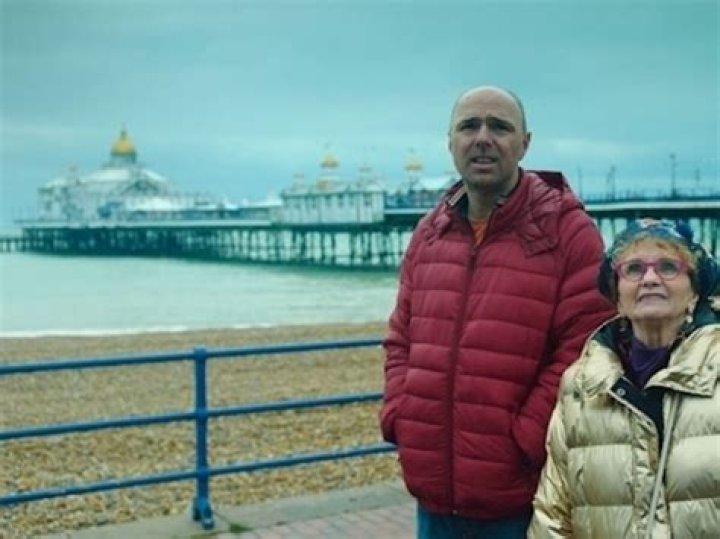 Karl Pilkington - Biography, Facts, Family Life & Achievements of British TV Presenter