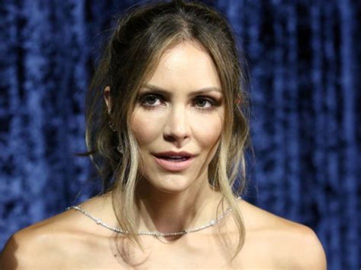 Katharine McPhee Biography - Facts, Childhood, Family Life & Achievements