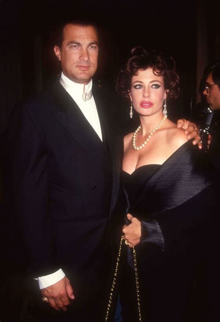 Kelly LeBrock Biography - Facts, Childhood, Family Life & Achievements