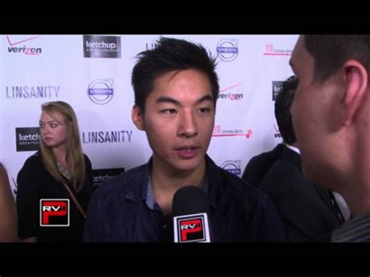 Kevin Wu (KevJumba) - Bio, Facts, Family Life of YouTuber & Comedian