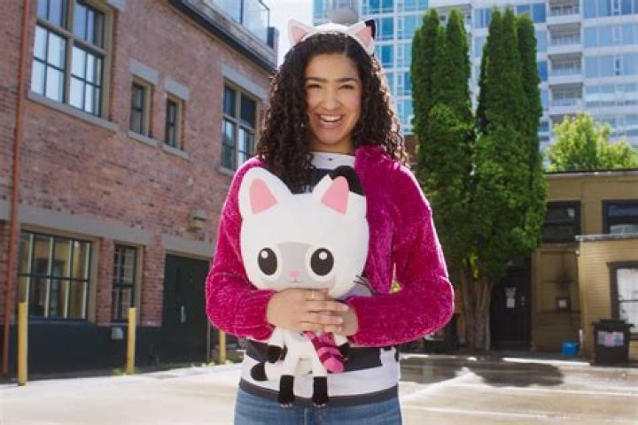 Khiyla Aynne Wiki, Age, Birthday, Height, Parents, Tik Tok & More