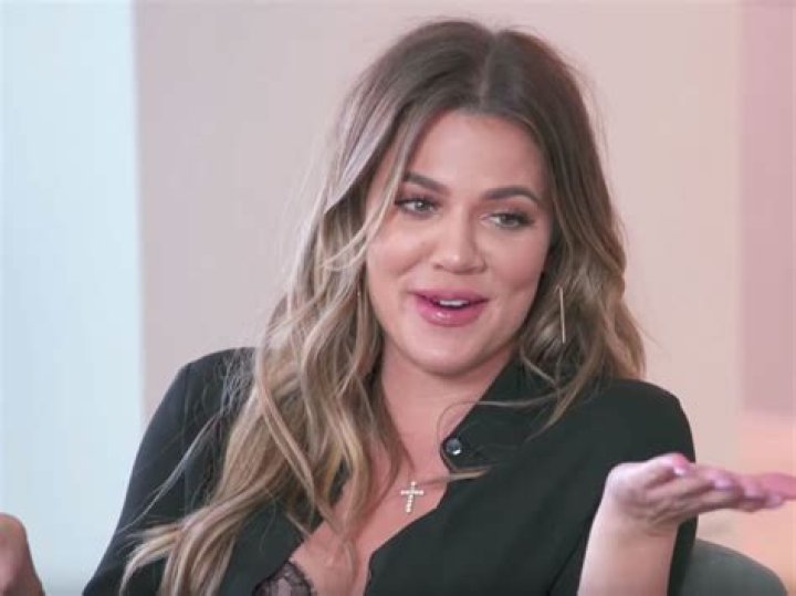 KUWK: Khloe Kardashian Bashed Over Her Really Long Nails – ‘How Do You Change Diapers?’