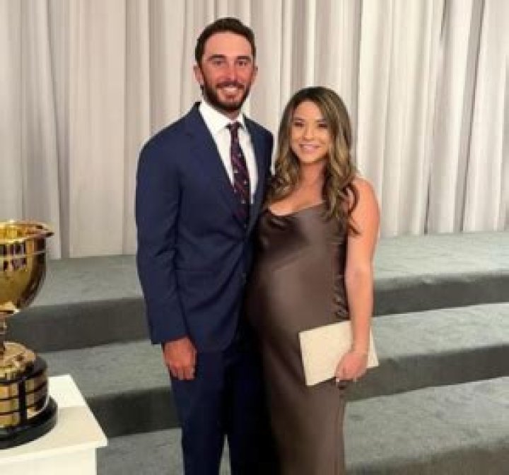 Lacey Croom Wikipedia, age, birthday, husband, children, wedding, real estate, Instagram