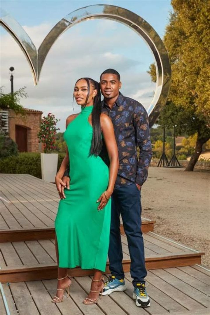 Love Island Ella Thomas Wiki, Age, Height, Boyfriend, Parents & Instagram