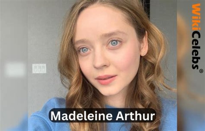Madeleine Arthur Wiki, Age, Boyfriend, Net Worth, Height, Parents & More