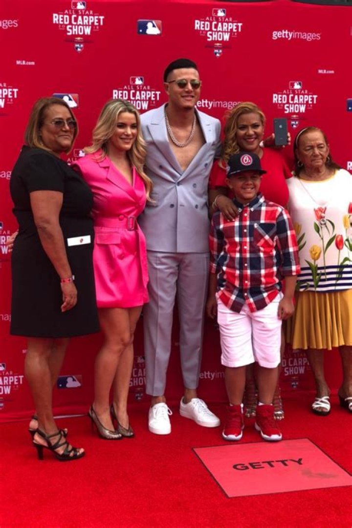 Manny Machado family, wife, children, parents, siblings