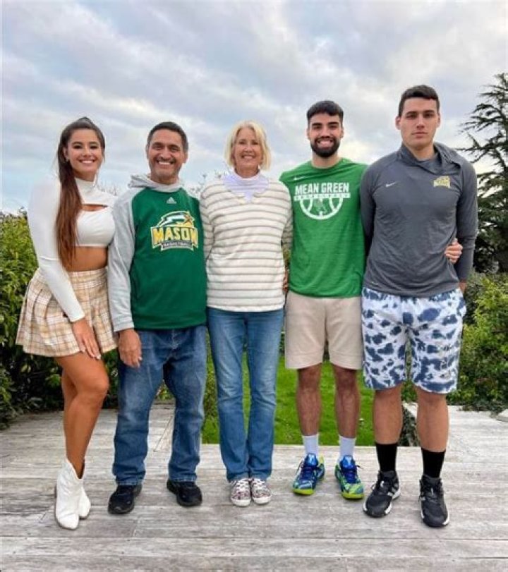 Marie Temara (YouTuber) Wiki, Bio, age, height, boyfriend, parents, siblings, net worth