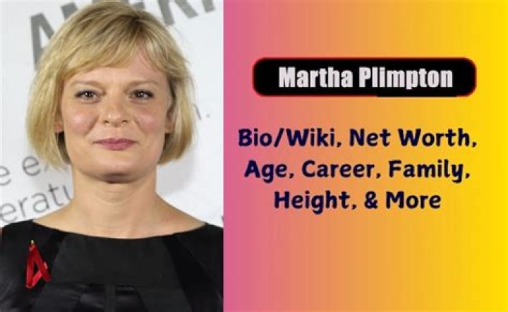 Martha Plimpton Biography - Facts, Childhood, Family Life & Achievements