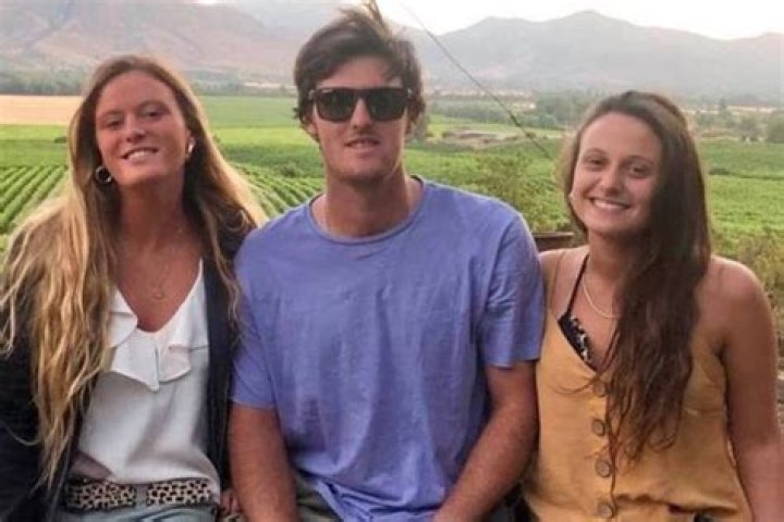 Mito Pereira siblings: Does Mito Pereira have siblings?