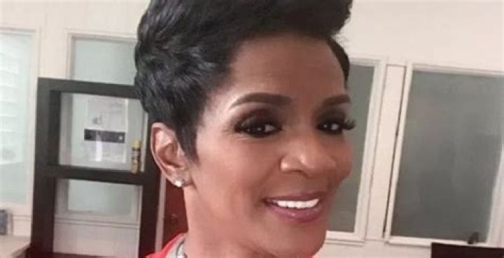 Momma Dee career earnings and net worth