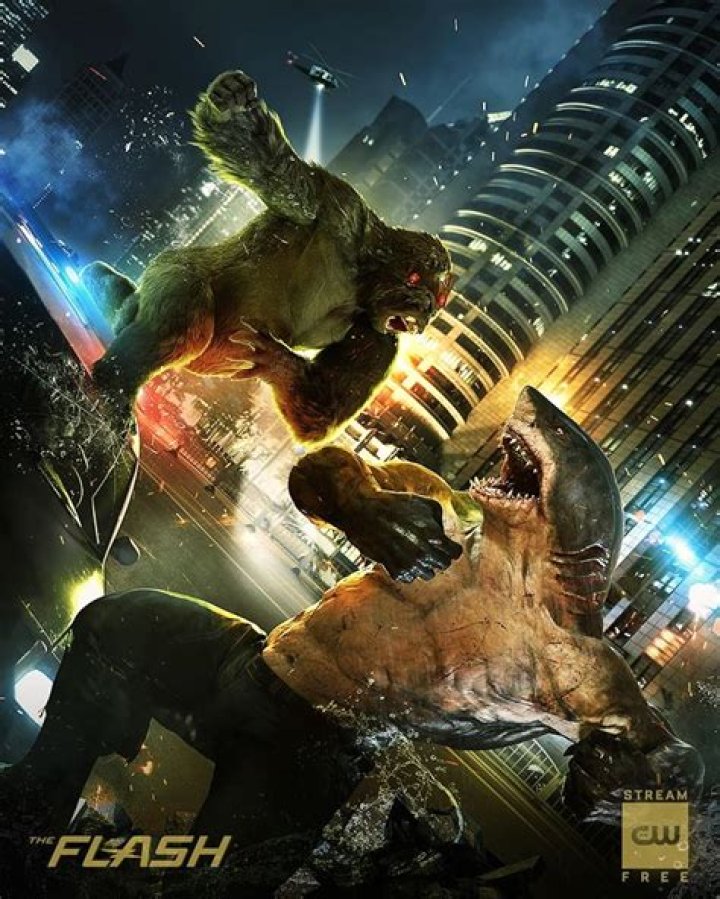 New Photos From The Flash Preview King Shark Vs. Gorilla Grodd