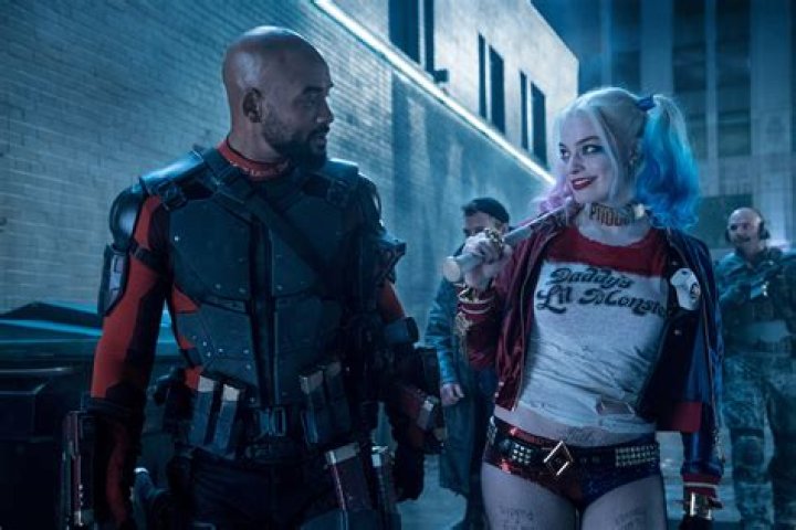 New Suicide Squad Still Highlights Harley Quinn And Deadshot