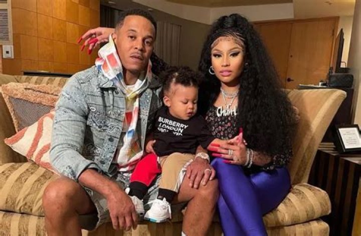 Nicki Minaj Biography - Facts, Childhood, Family Life & Achievements