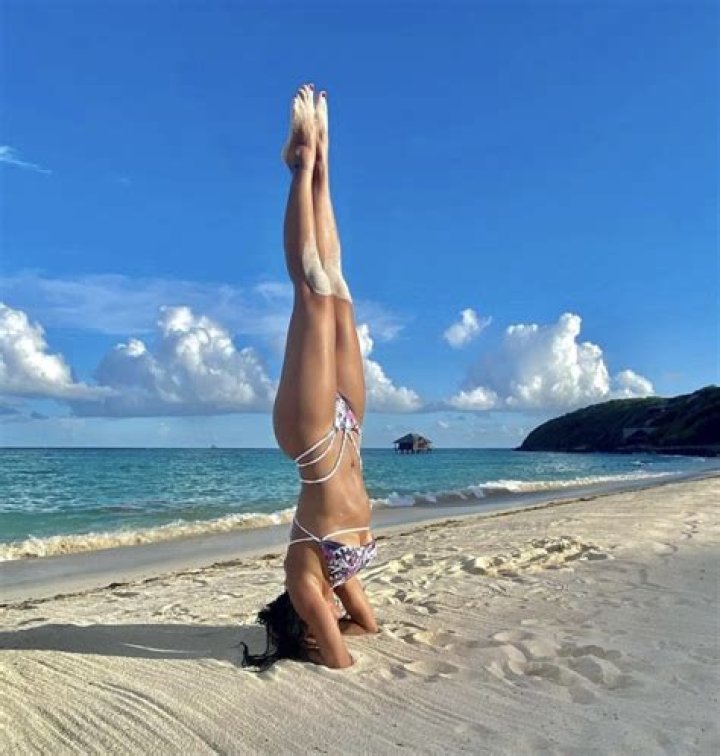 Nicole Scherzinger Shows Off Handstand in Swimsuit From Caribbean — Celebwell