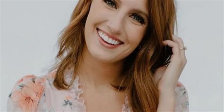 Olivia Plath in Bathing Suit Goes "Below the Equator" — Celebwell