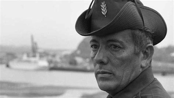 Omar Al-Bashir Biography - Childhood, Life Achievements & Timeline