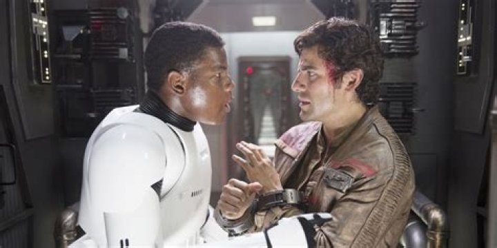 Oscar Isaac Blames Disney For No Finn And Poe Romance In Star Wars: The Rise Of Skywalker
