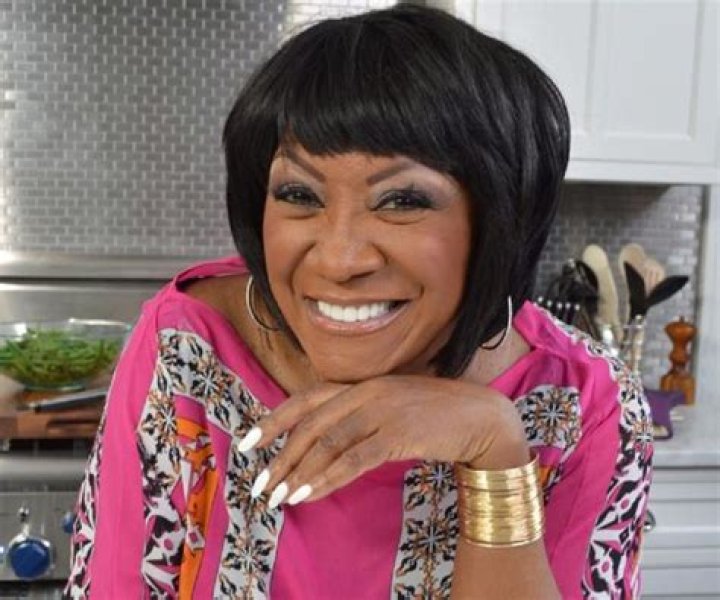 Patti LaBelle Biography - Childhood, Life Achievements & Timeline