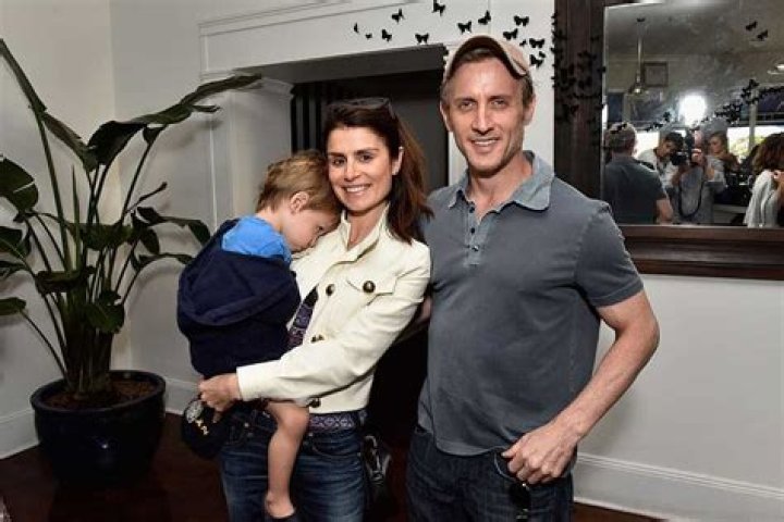 Pictures of Dan Abrams wife and Children