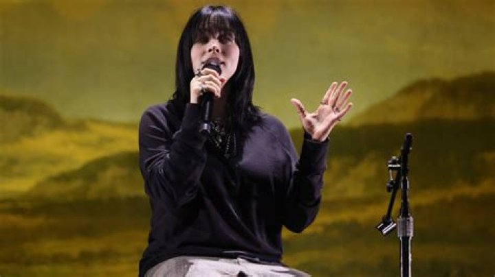 Rainn Wilson got Billie Eilish to reveal this unusual habit