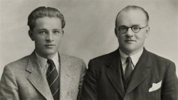 Richard Burton Biography - Facts, Childhood, Family Life & Achievements