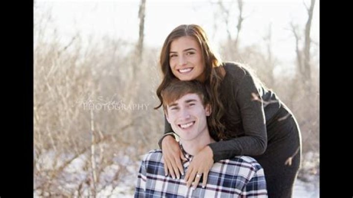 Robyn Hayward Biography – Facts, Childhood, Family Life, Achievements