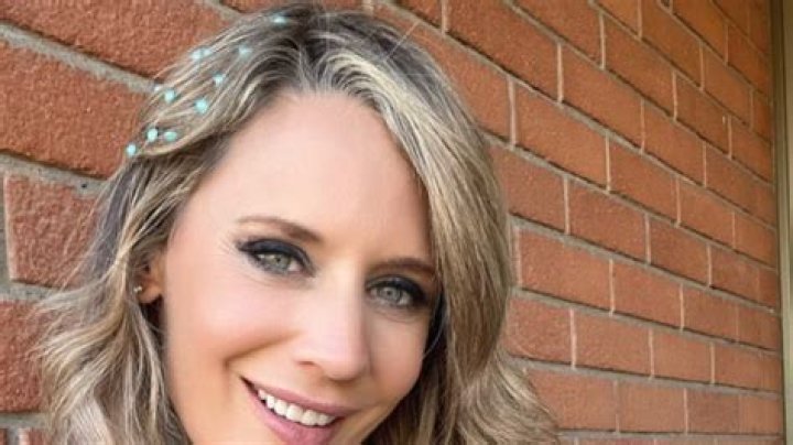 Rocío Marengo in Bathing Suit Says "I Love You" — Celebwell