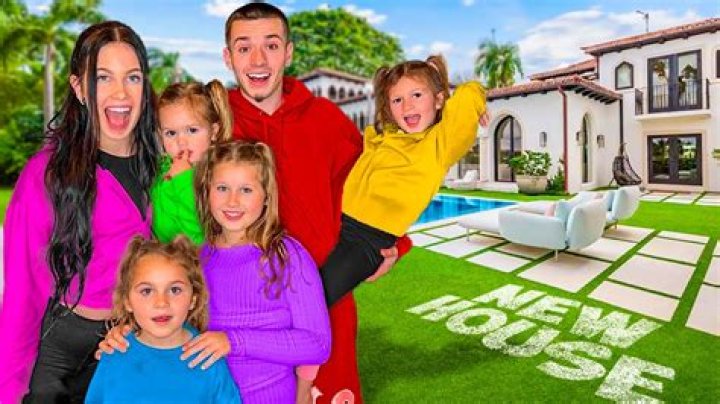 Roman Atwood Bio, age, height, nationality, family, net worth, YouTube