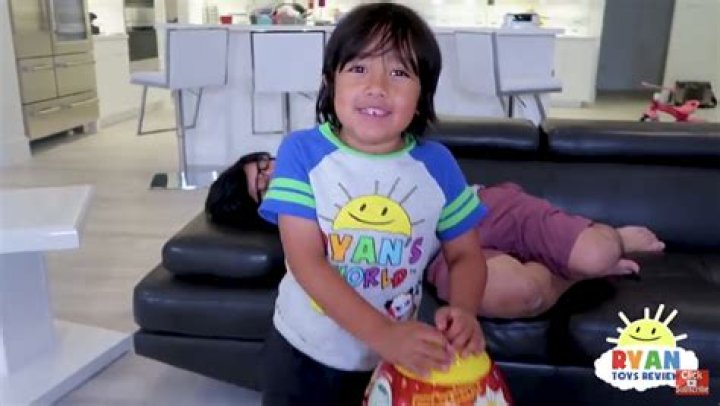 Ryan ToysReview - Bio, Facts, Family Life of YouTuber
