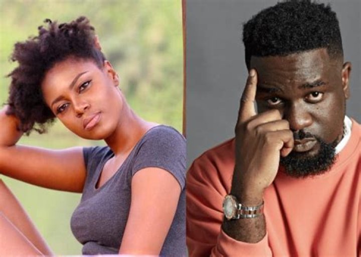 Sarkodie Takes Girls To This Beach To Chop Them, Trust Issues Makes Him Take Their Phones – Yvonne Nelson