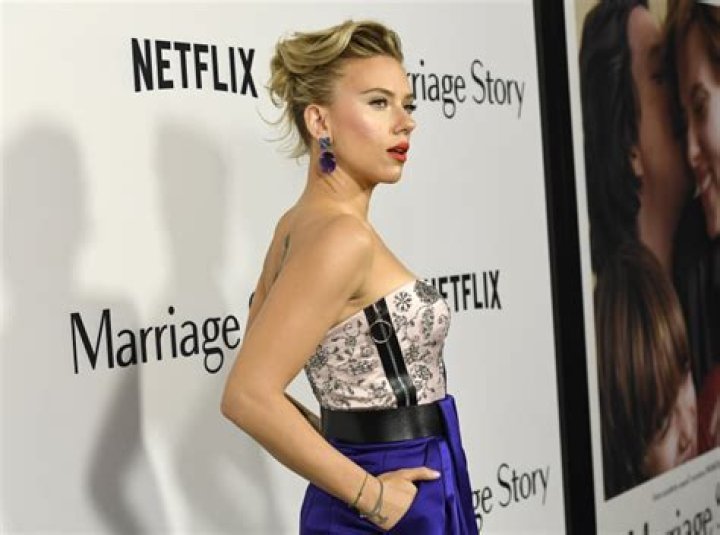 Scarlett Johansson Reveals That She Mishandled The Rub And Tug Transgender Casting Issue