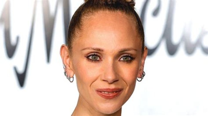 Schuyler Fisk - Bio, Facts, Family Life of Actress & Singer