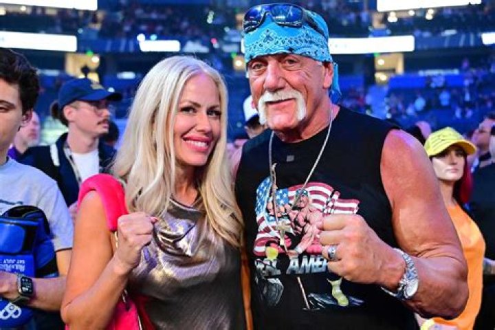 Sky Daily (Hulk Hogan’s Wife) Wiki, Age, Husband, Height, Kids and More