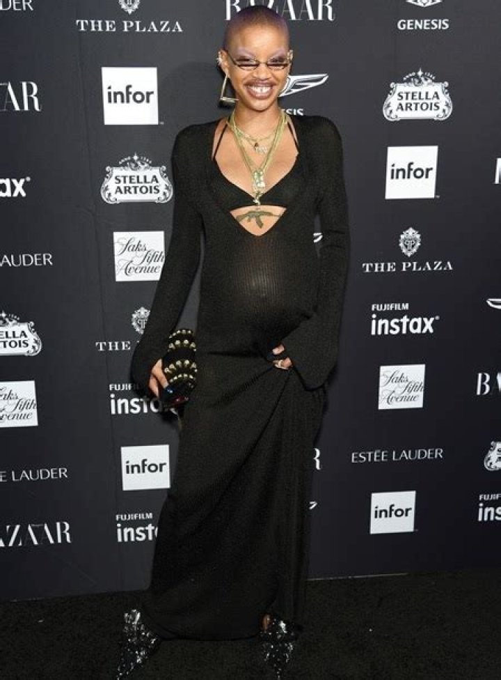 Slick Woods Height Weight Bra Size Body Measurements Age Facts Family