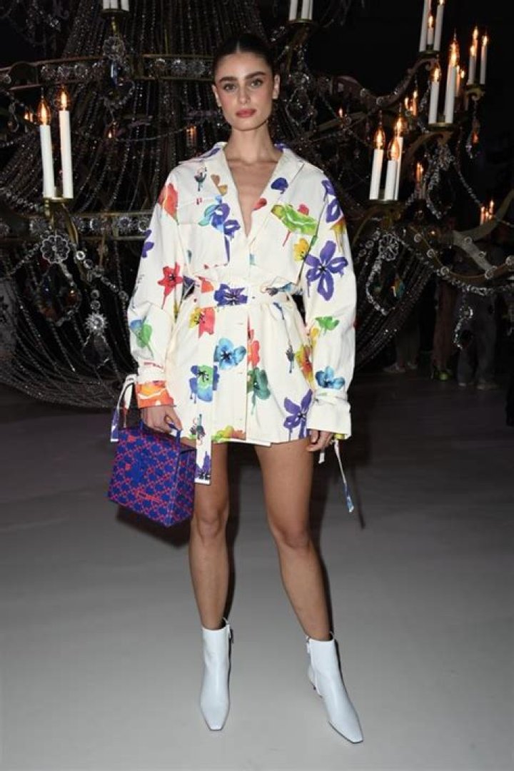 Taylor Hill in Bathing Suit is One “Stunning Lady” — Celebwell