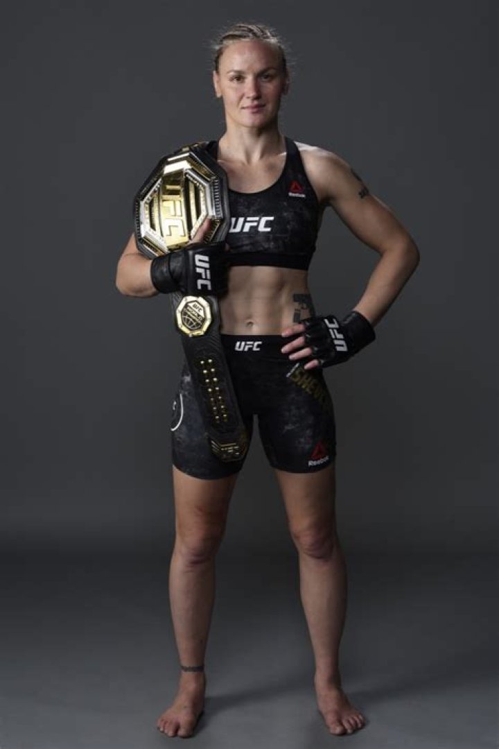 Valentina Shevchenko in Bathing Suit is in "Issyk Kul Lake" — Celebwell