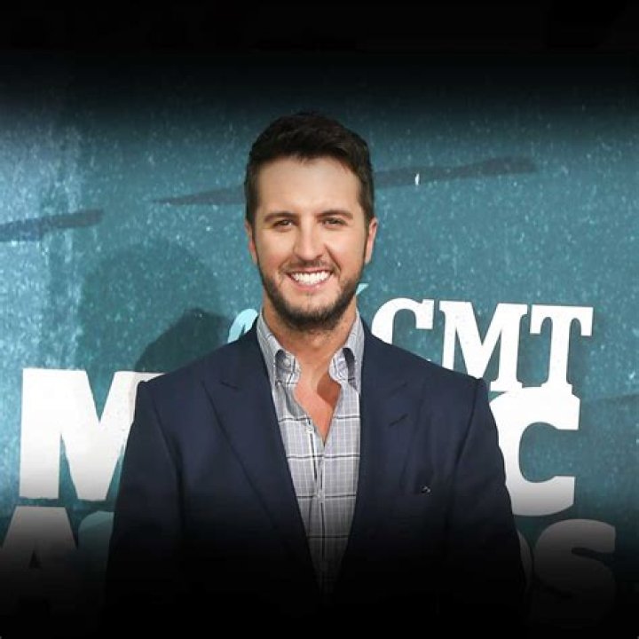 What Did Luke Bryan Do For A Living? – Celebrity