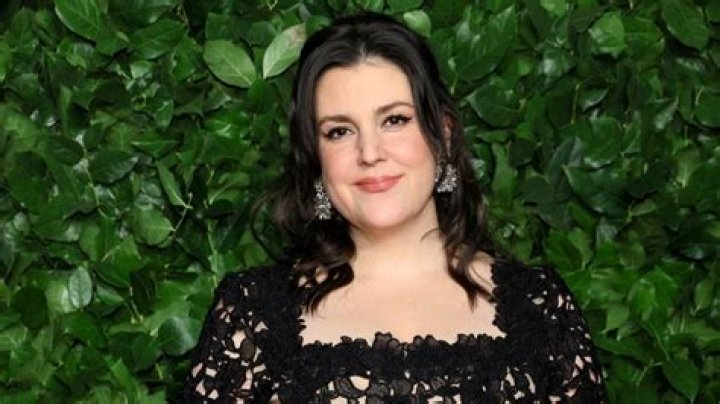 What has Melanie Lynskey revealed about ‘weight issues’ and ‘body shaming’ in Hollywood? The ‘Yellowjackets’ star’s comments explained