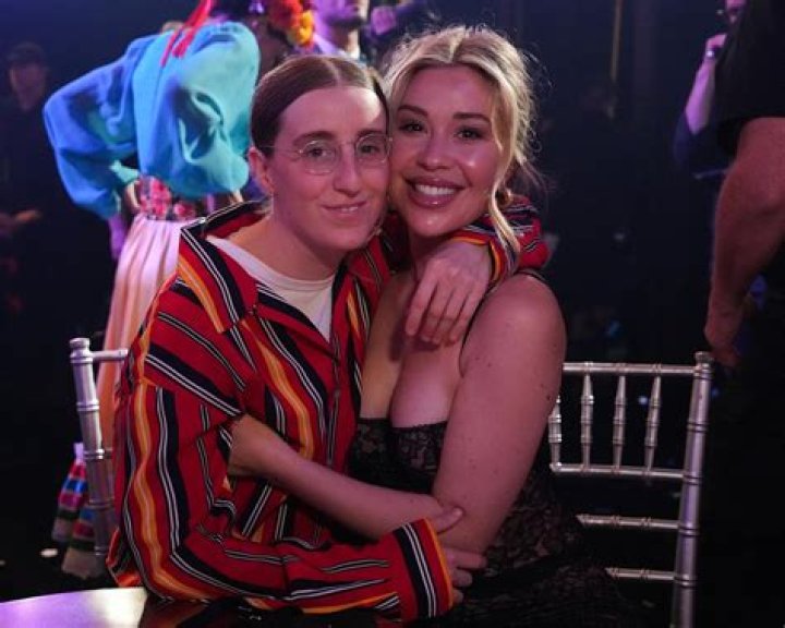 Where did Gabby Windey go to college and high school?