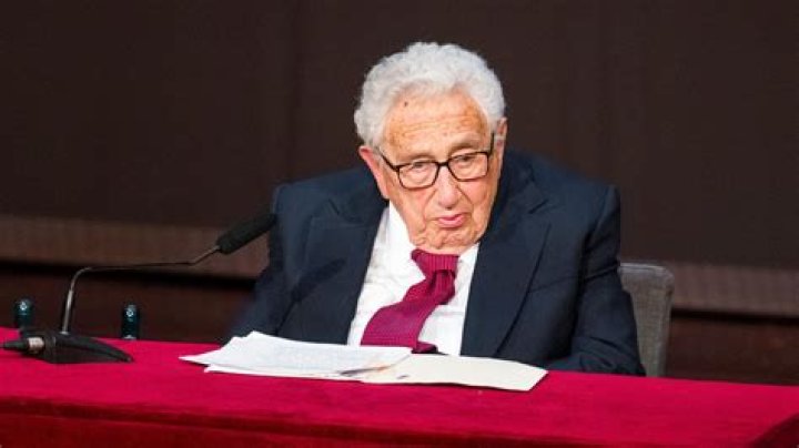 Where did Henry Kissinger die, where will he be buried?