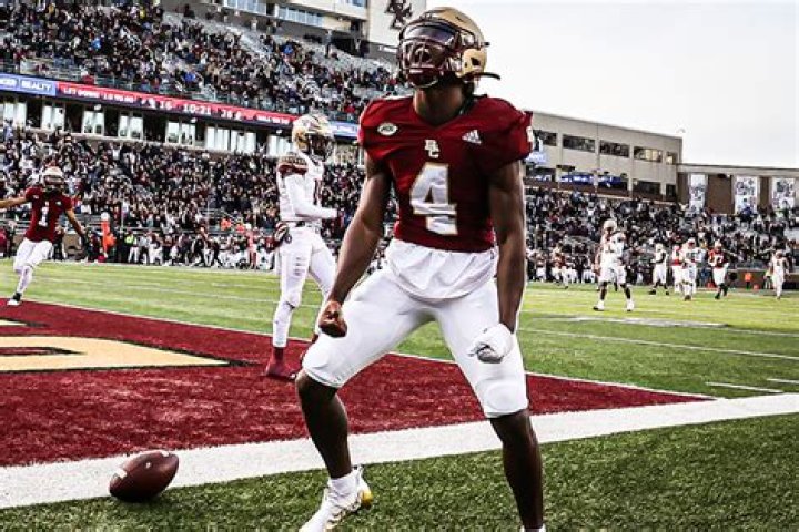 Where did Zay Jones go to college? Did Zay Jones play college football?