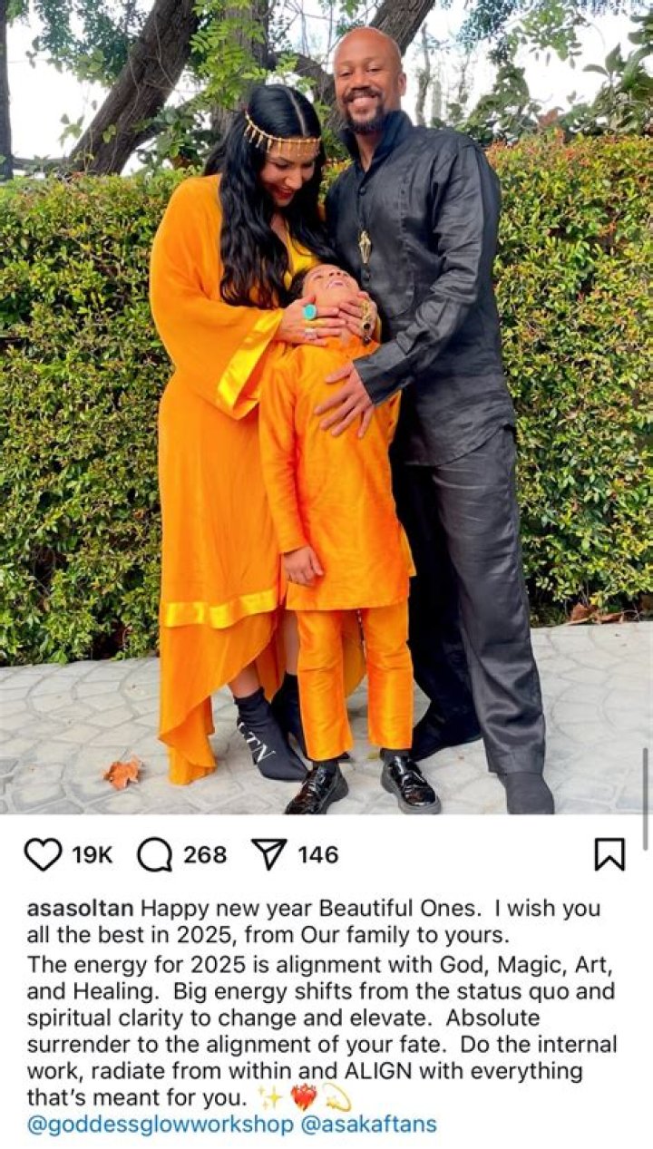 Where Does Jen Shahs Husband Coach? – Celebrity