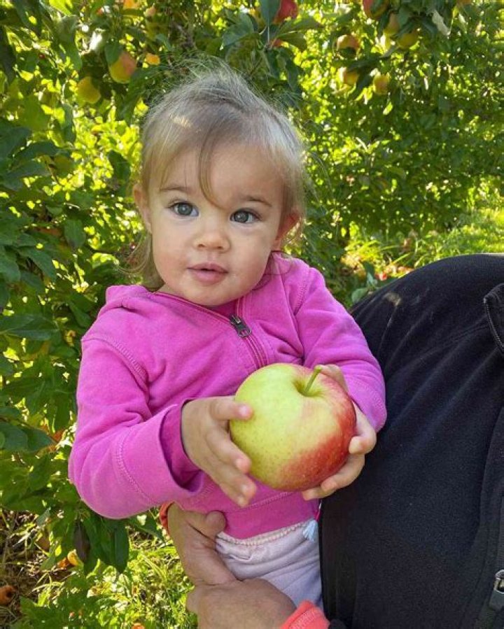 Who is Jason Kelce daughter Wyatt Elizabeth Kelce? Age, birthday, mom, pictures