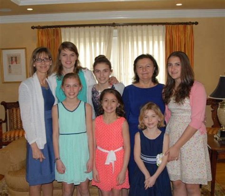 Who is Rebecca Sue Thelen? Bio, age, children, net worth