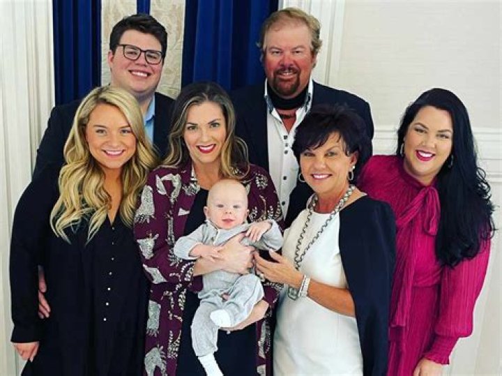 Who is Toby Keith sister Tonni Covel? Age, bio, family, net worth
