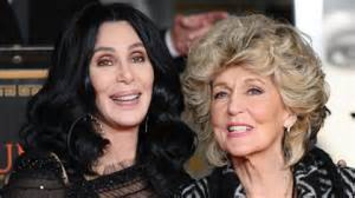 Who was Maggie Thrett husband Donnelly Rhodes?